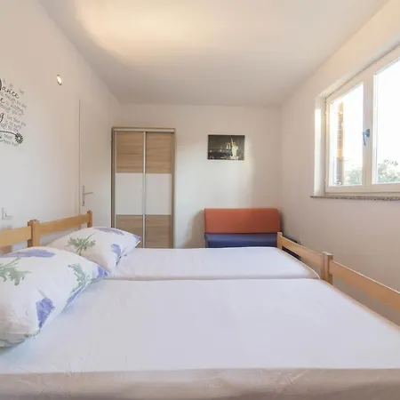 With A Parking Space Mandre, Pag - 12722 * Kolan