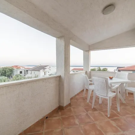 With A Parking Space Mandre, Pag - 12722