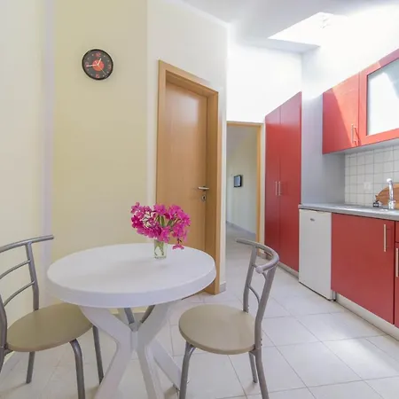 Appartement With A Parking Space Mandre, Pag - 12722 Kolan