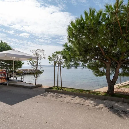 Апартаменты With A Parking Space Mandre, Pag - 12722 Колан