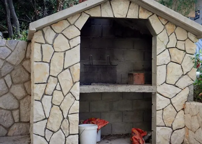 With A Parking Space Mandre, Pag - 12722