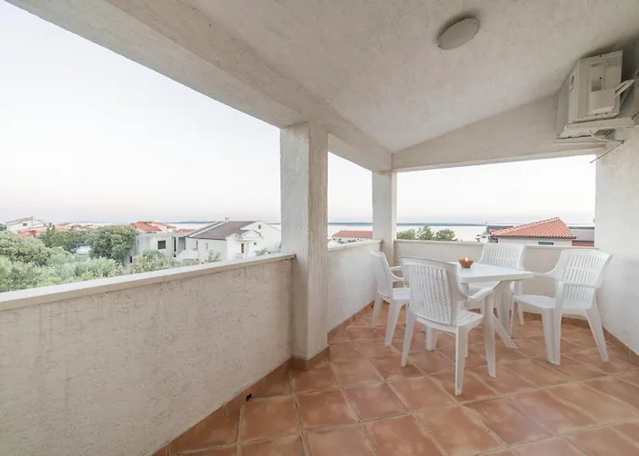 With A Parking Space Mandre, Pag - 12722